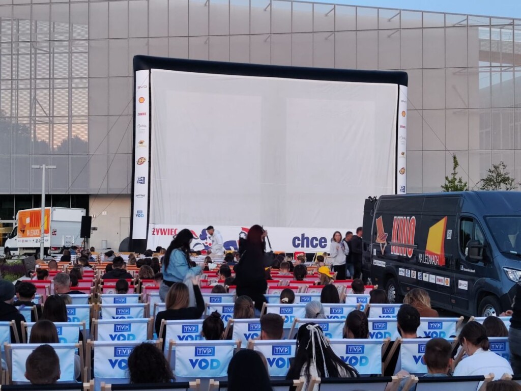 "Kino plenerowe"