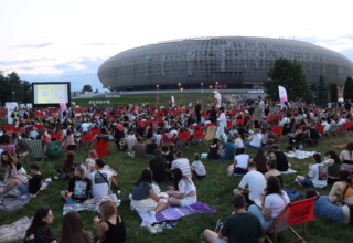 "Kino plenerowe przed Areną"