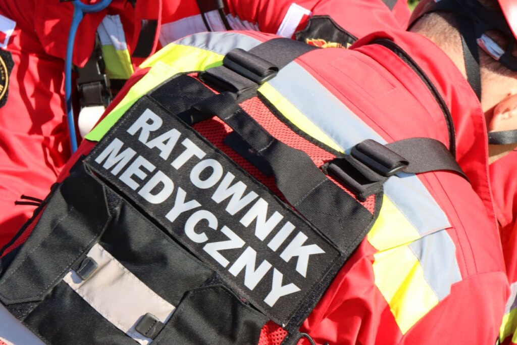 Wypadek na budowie w Krakowie. Pustaki zerwały się z dźwigu