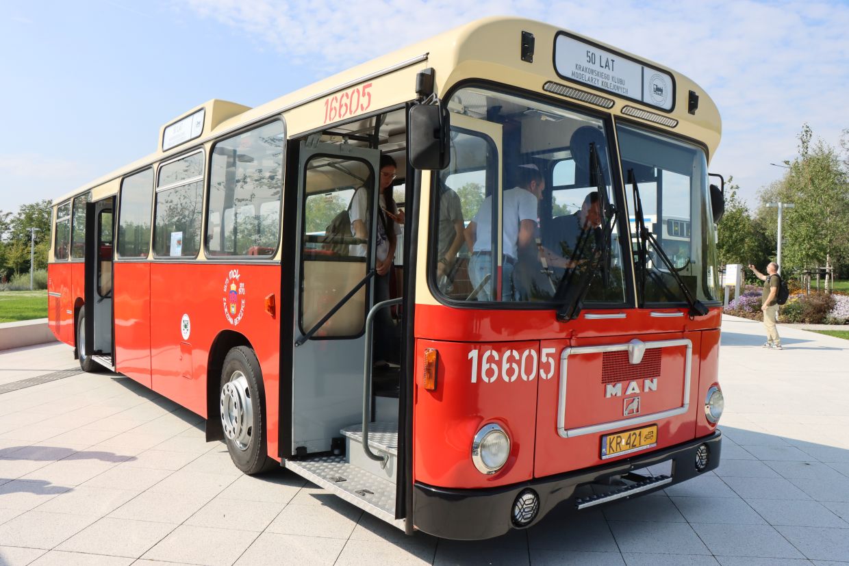Kraków uruchomi specjalną linię 584. Na trasę wyjadą zabytkowe autobusy