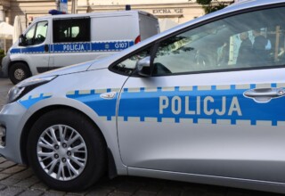 "Radiowóz policji"