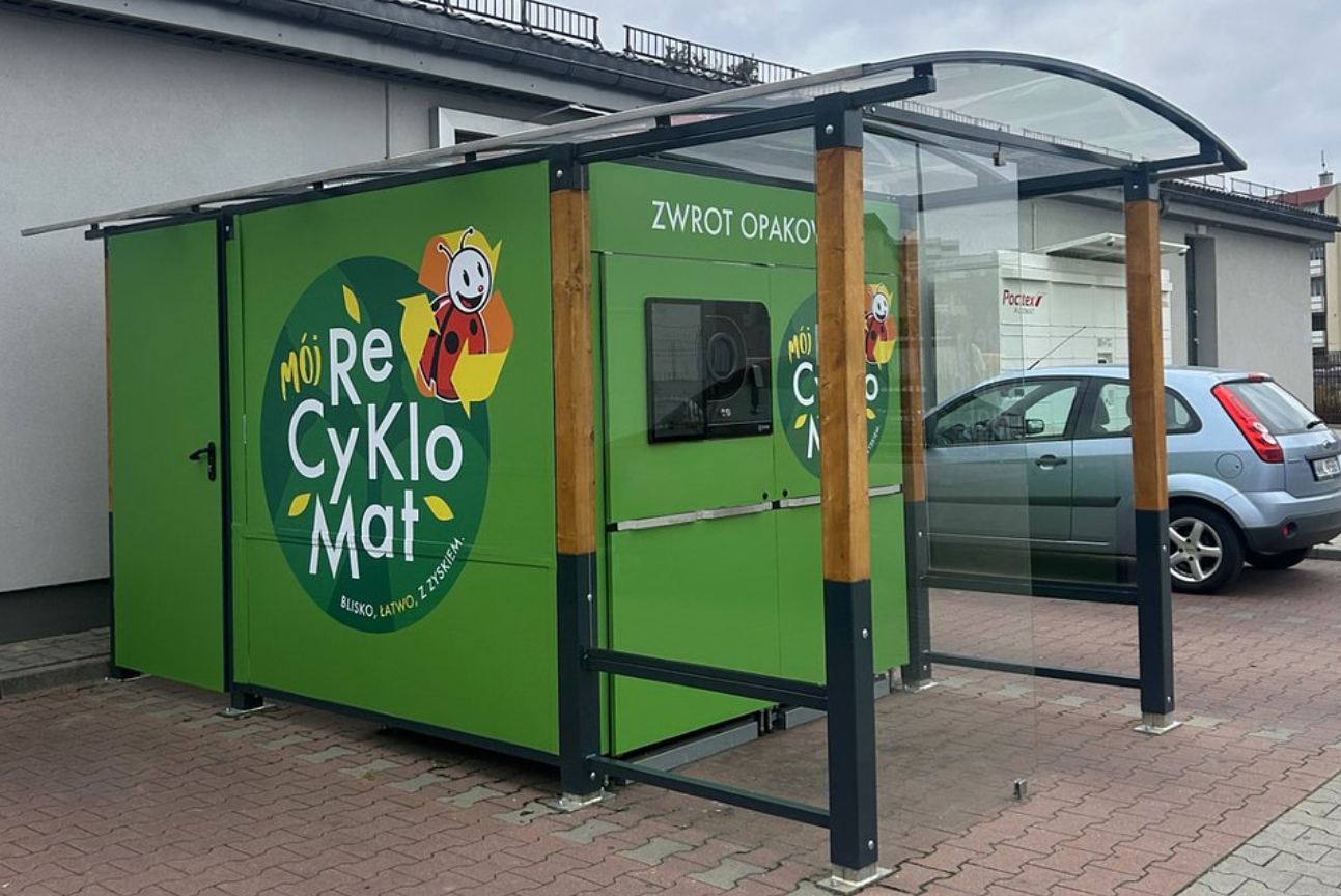 Biedronka do końca roku planuje zainstalować ponad 3 tysiące takich urządzeń