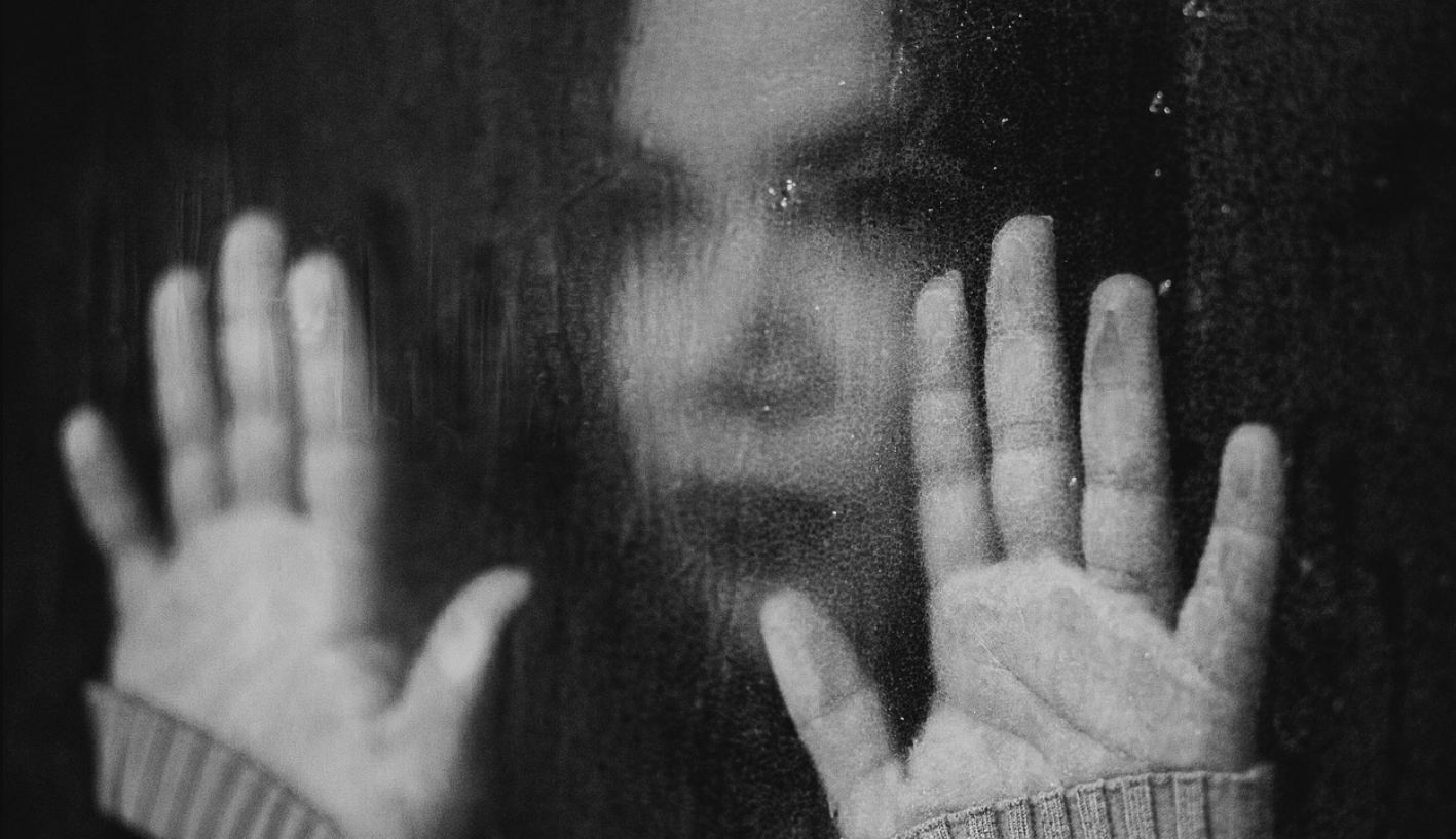 Więził kobietę w Krakowie. Była także wykorzystywana seksualnie