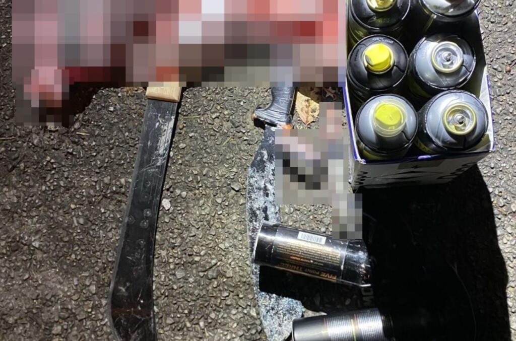 Podczas próby ucieczki młode osoby zostały zatrzymane przez policjantów