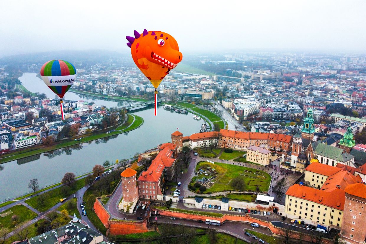 Balony nad Wawelem zachwyciły mieszkańców Krakowa [ZDJĘCIA]