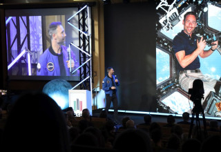 "spotkanie astronautą Sławoszem Uznańskim-Wiśniewskim"