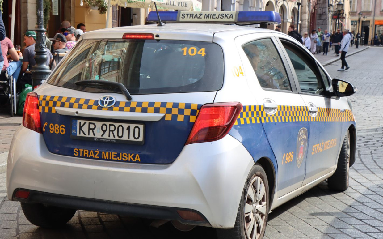 Peugeot na Rynku w Krakowie. Kierowca kłamał