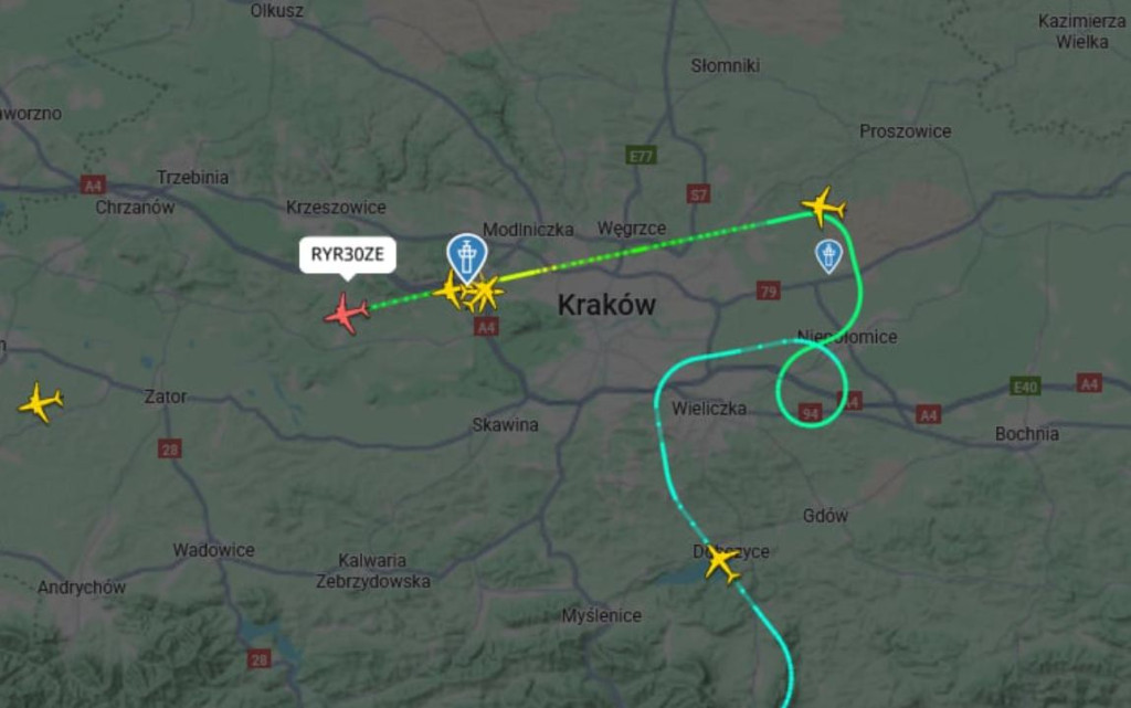 "Samoloty krążące nad Krakowem"