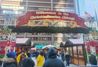 "Jarmark świąteczny w Chicago"