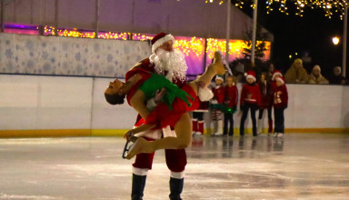 "Pokazy łyżwiarstwa na lodowisku w parku Jordana"