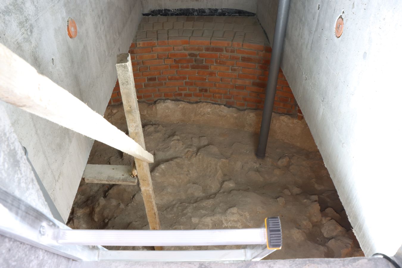 Pod pomnikiem Kościuszki odkryto skarby. Wielki remont na Wawelu zakończony [ZDJĘCIA]