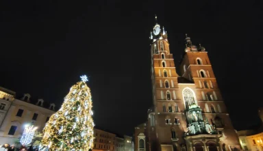 "choinka na Rynku Głównym w Krakowie"