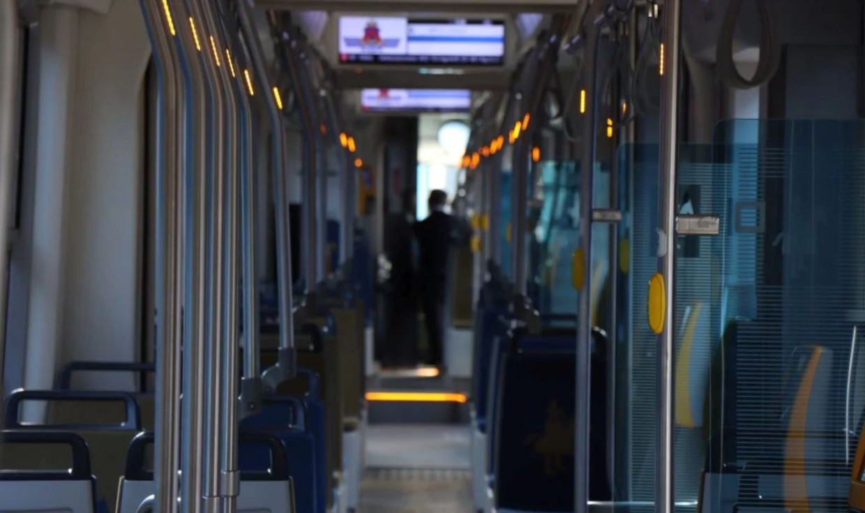 Nowe tramwaje dla Krakowa. Będą posiadały urządzenia AED