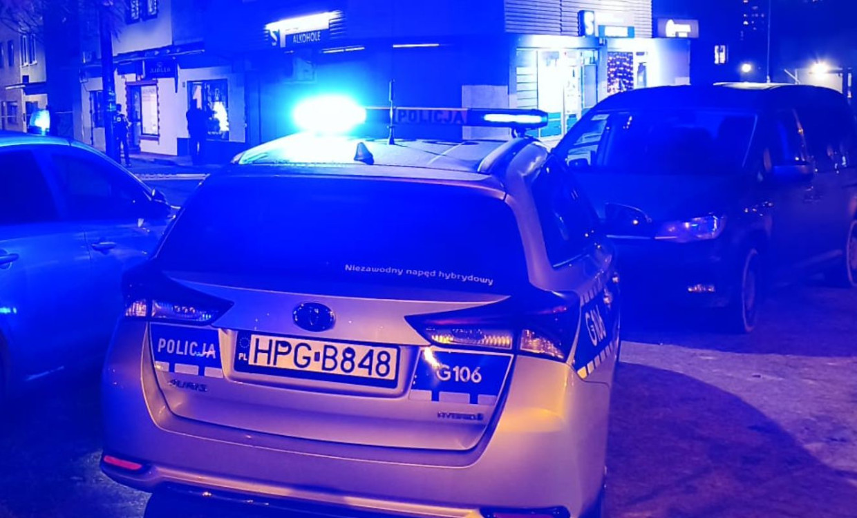 Napad na jubilera w Krakowie. Trwa policyjna obława