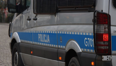 "Radiowóz policji"