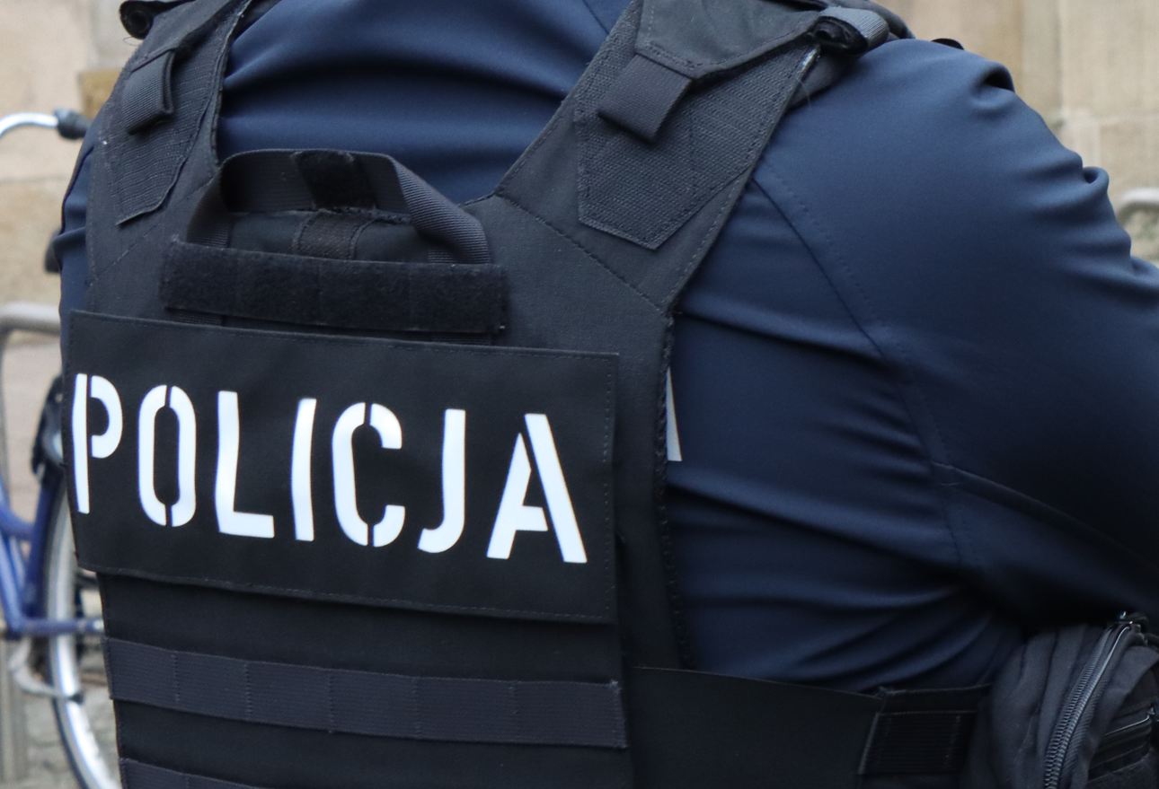 Krakowianka okradziona przez oszustów. Sprawcy w rękach policji