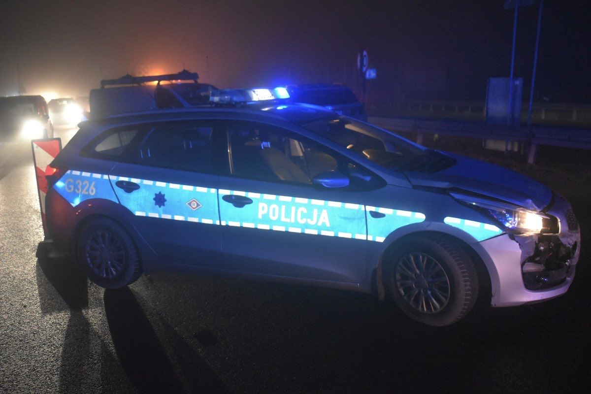 Szaleńczy pościg na zakopiance. Pijany 17-latek uciekał przed policją w kierunku Krakowa