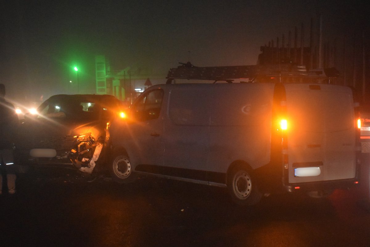 Szaleńczy pościg na zakopiance. Pijany 17-latek uciekał przed policją w kierunku Krakowa