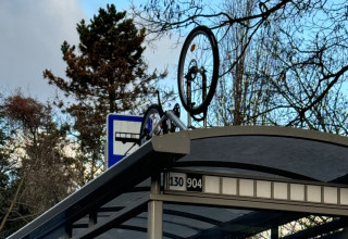 "Rower na przystanku"