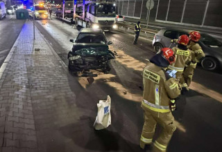 Kraków: Zderzenie samochodów na ul. Opolskiej.