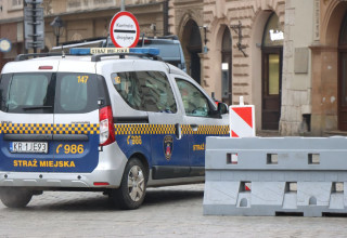 "Zapory w Krakowie i straż miejska"