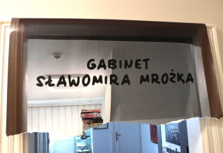 "Gabinet Sławomira Mrożka w Bibliotece Kraków"