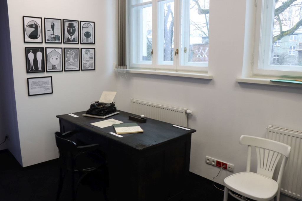 Gabinet Sławomira Mrożka w Krakowie – zobacz za darmo [ZDJĘCIA]