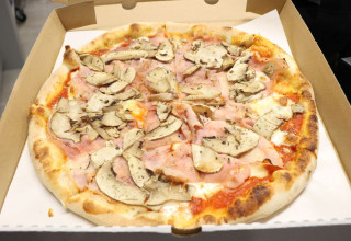 "Otwarcie pizzerii IDEOLO w Krakowie"