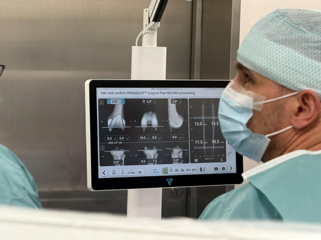 Szpital Wojskowy w Krakowie operuje robotem Velys. To czwarty taki system w Polsce [ZDJĘCIA]