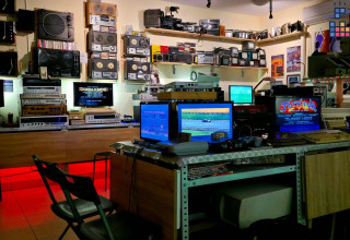 "Kraków zyskuje wyjątkową atrakcję – Muzeum Elektroniki zaprasza na gry, warsztaty i turniej z PS5 do wygrania"