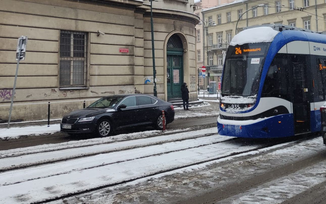Kraków. Ogłoszono III stopień zagrożenia zanieczyszczeniem powietrza