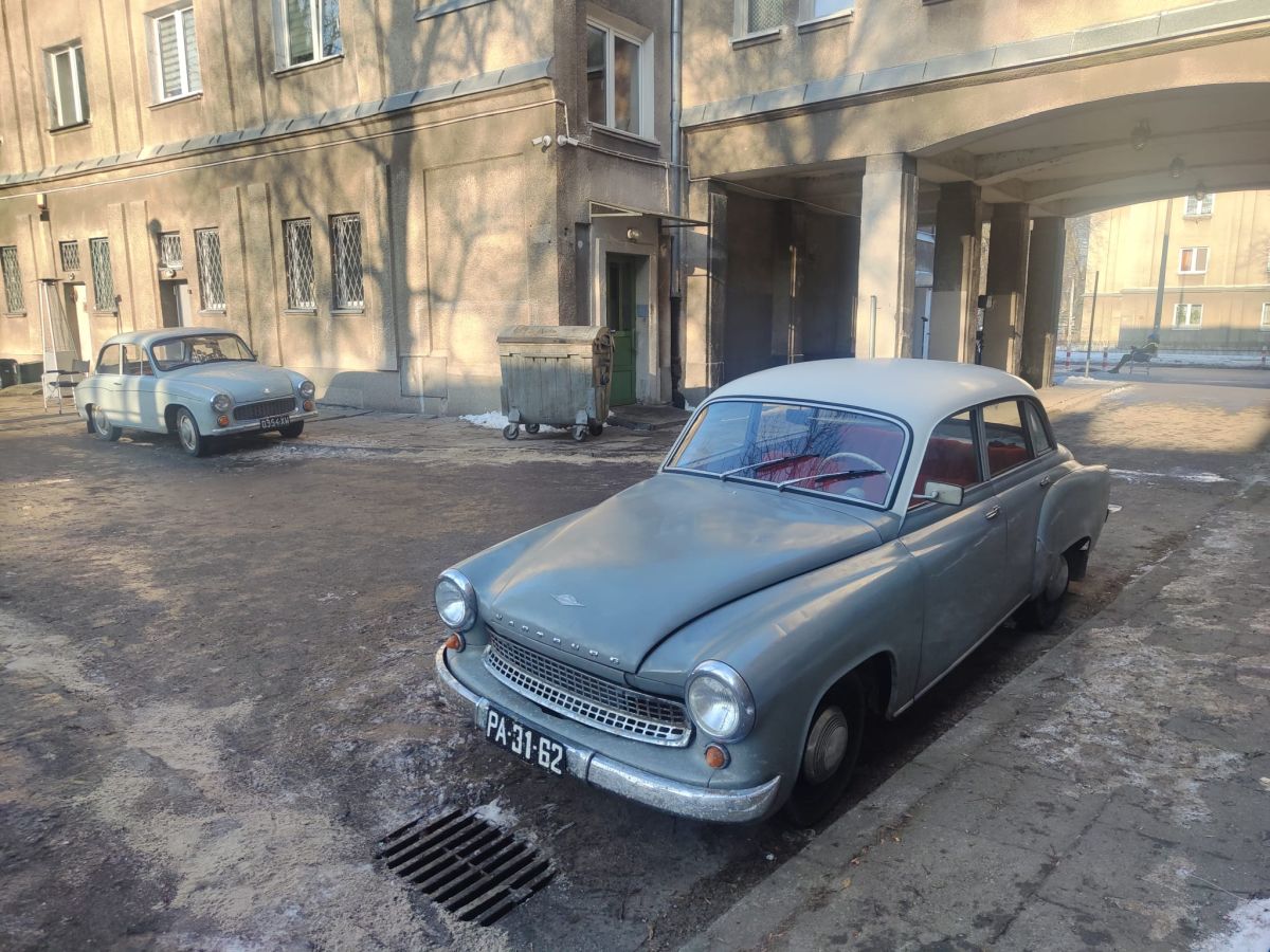 Ekipa filmowa w Nowej Hucie. realizowane są zdjęcia do filmu [ZDJĘCIA]