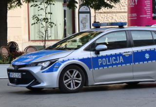 "Radiowóz policji"