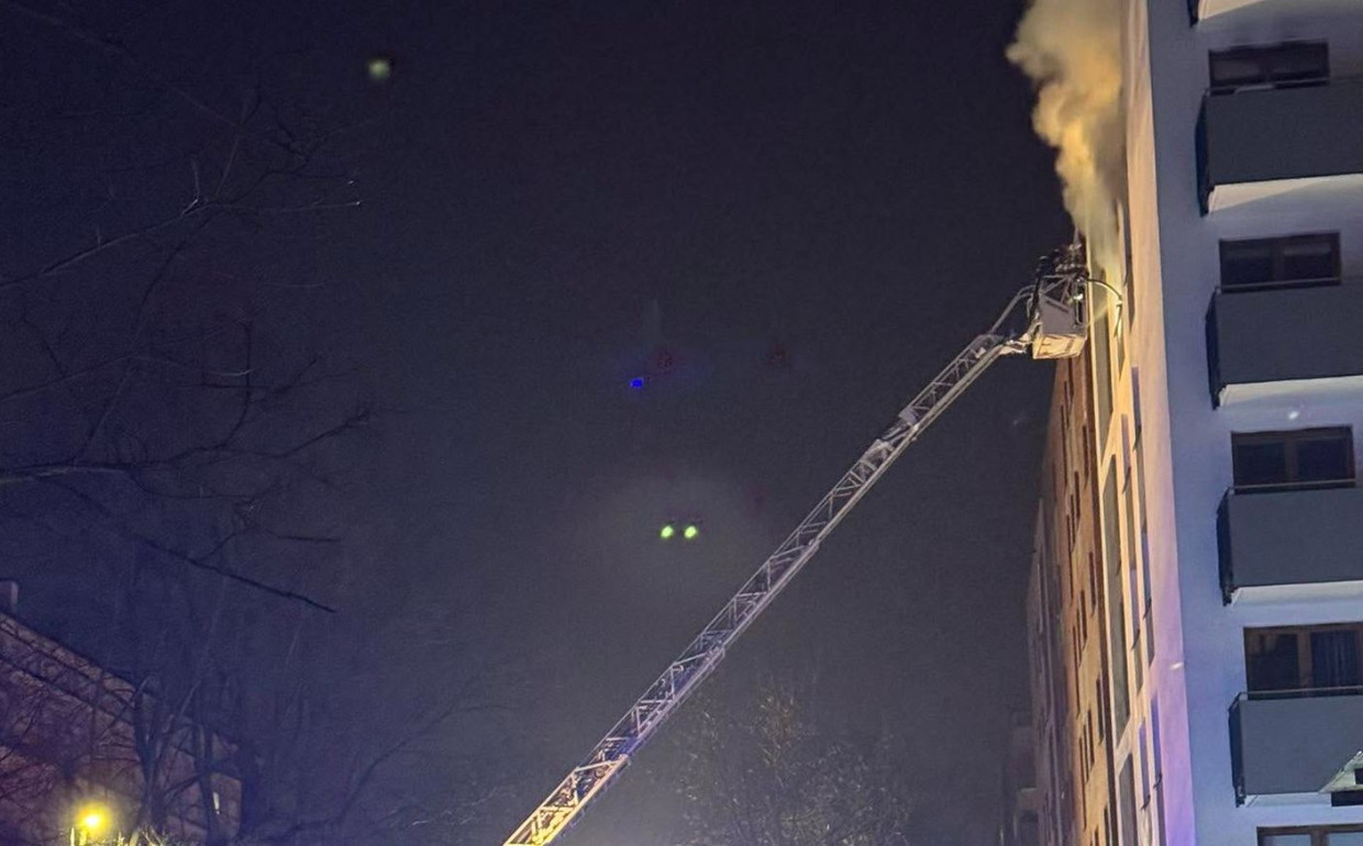 Z ostatniej chwili. W Krakowie płonie mieszkanie [ZDJĘCIA, VIDEO]
