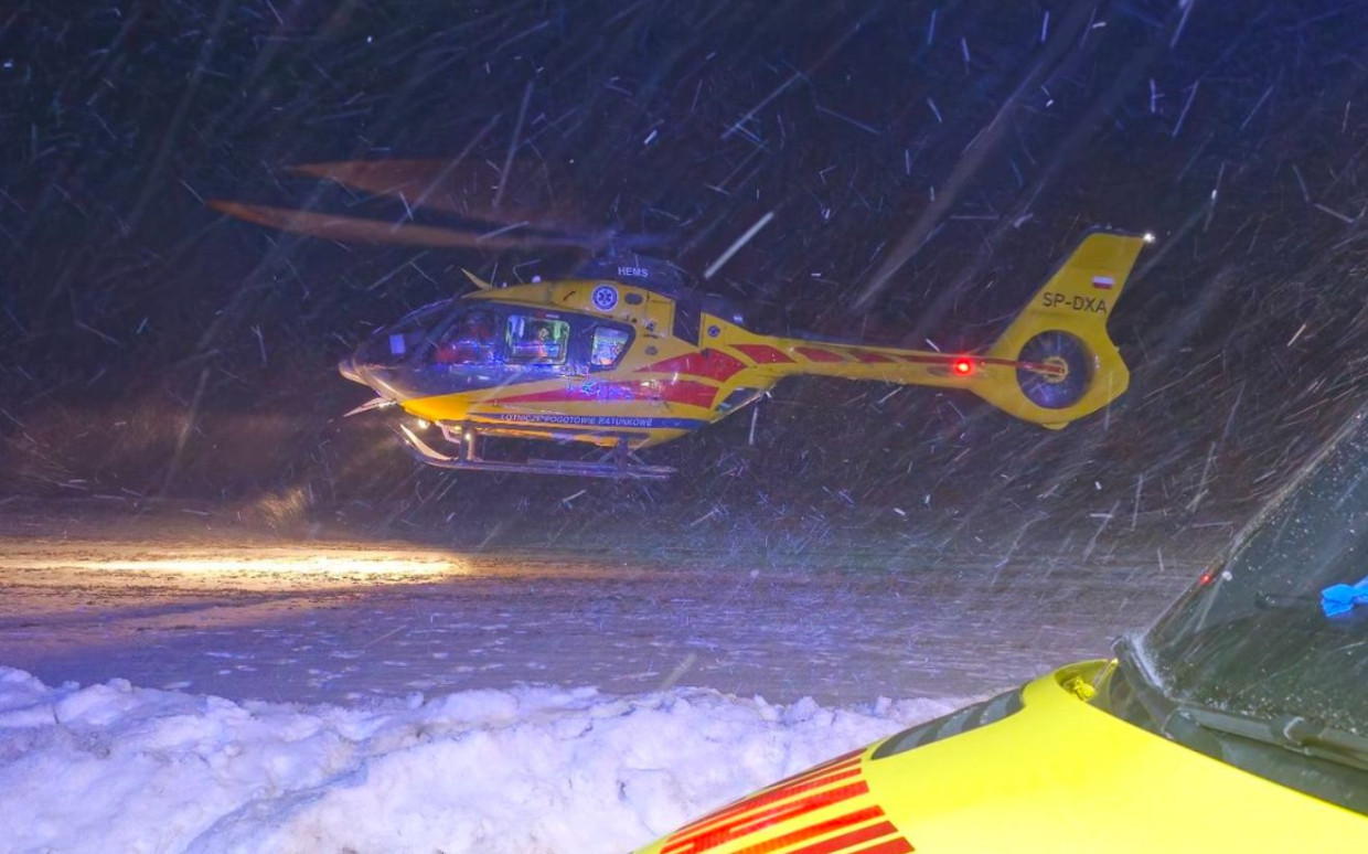 Nocny wypadek na trasie do Krakowa. Droga była zablokowana