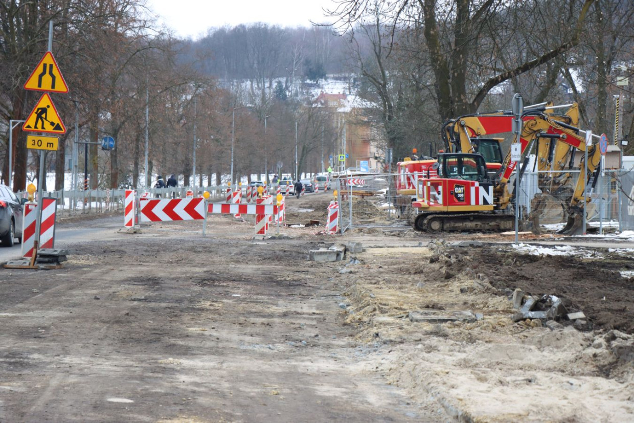 Sprawdziliśmy postępy prac na Piastowskiej [ZDJĘCIA]