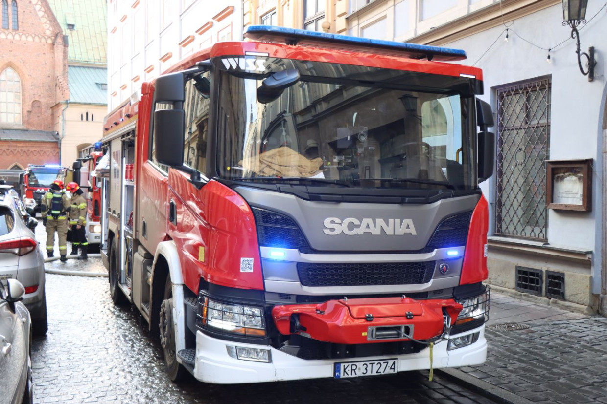 Pożar na Brackiej w Krakowie [ZDJĘCIA, VIDEO]