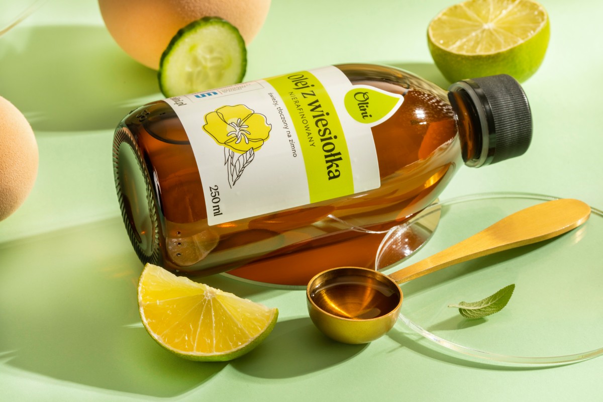 Kiedy warto sięgnąć po olej lniany i olej z wiesiołka?