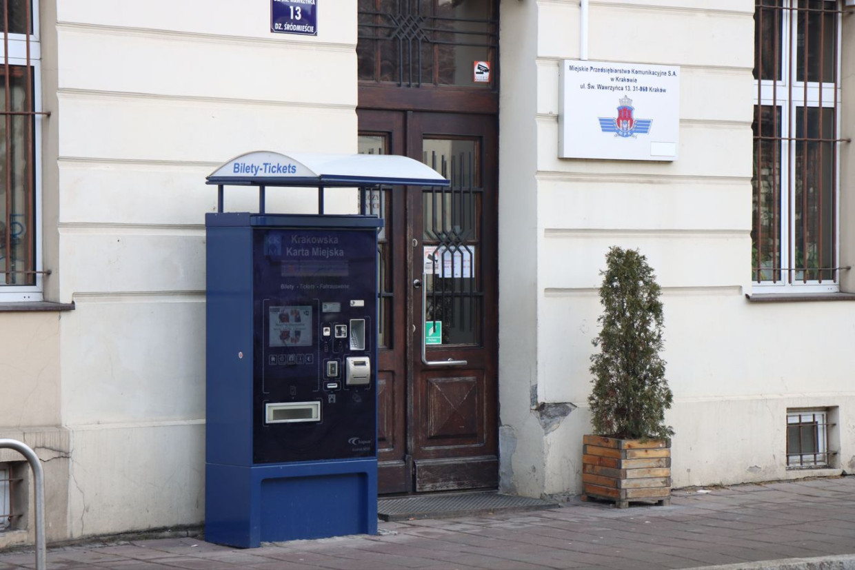 Automaty biletowe z ograniczeniami. Ważna informacja dla pasażerów