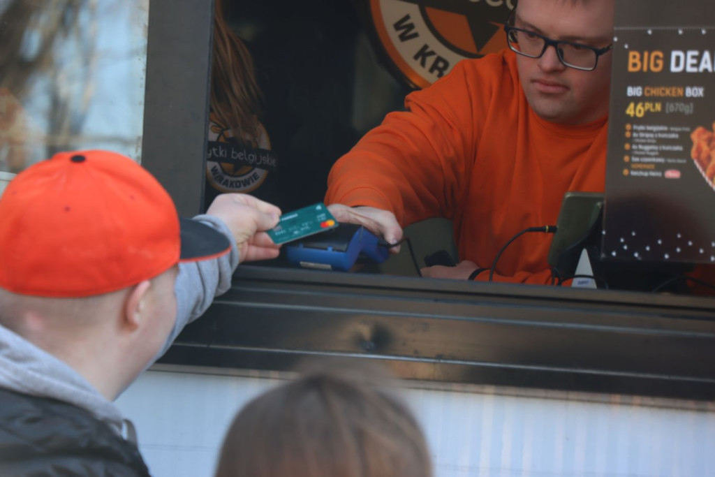 "food truck Społecznej 21 Zalew Nowohucki"