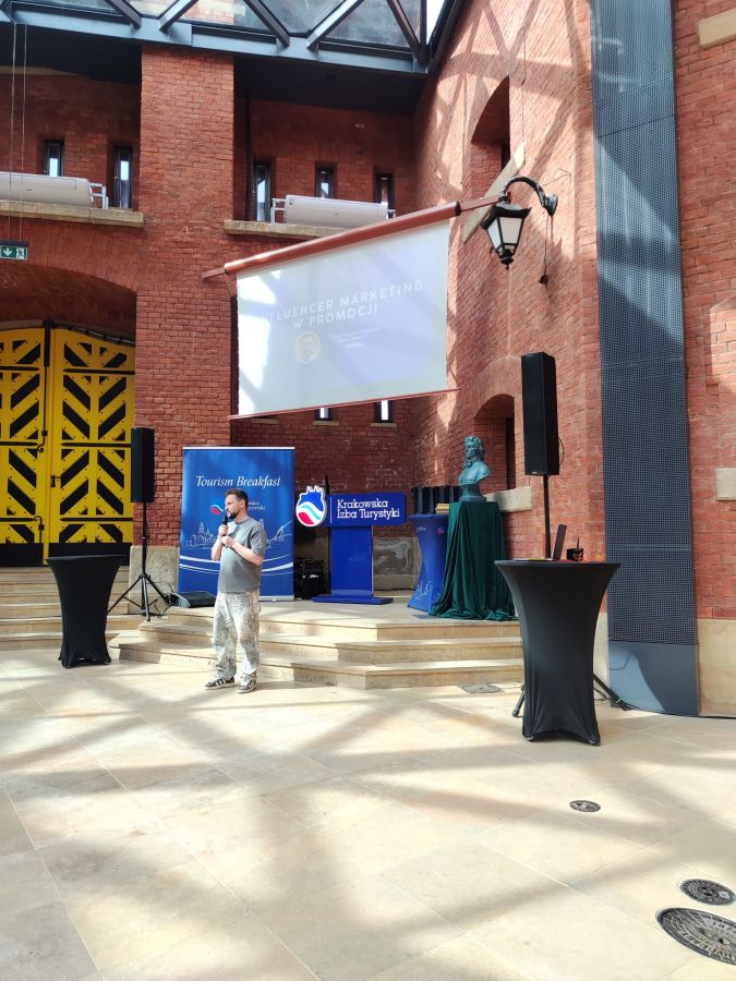 "śniadanie turystyczne w Krakowie"
