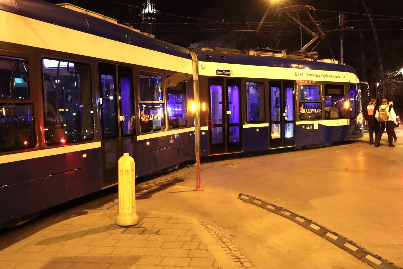 W centrum Krakowa zderzyły się dwa tramwaje [ZDJĘCIA]