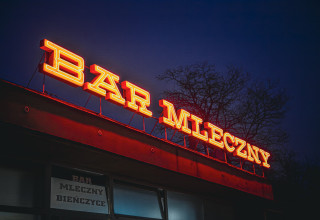 "Bar Mleczny neon"