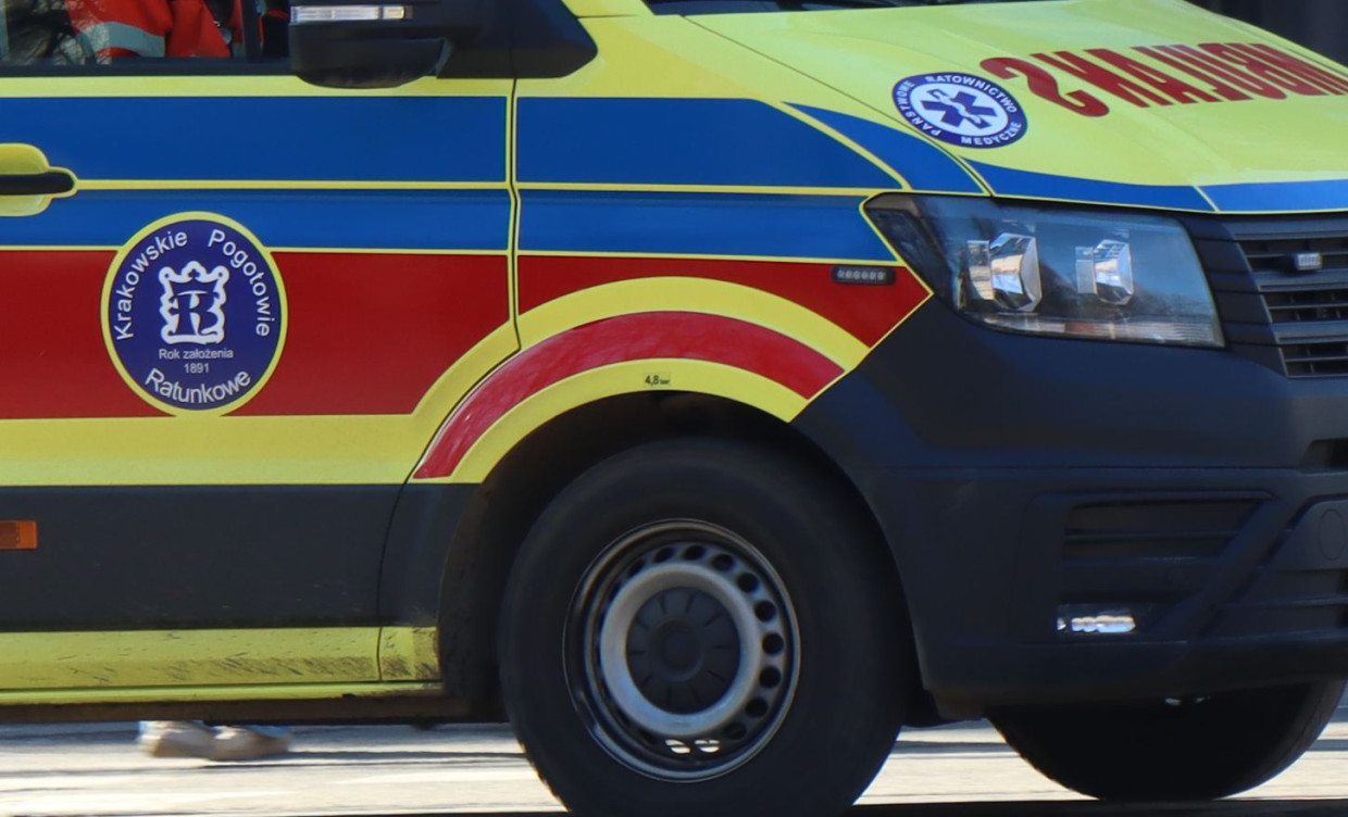 Wielicka w Krakowie. Zderzenie z tramwajem, jedna osoba ranna