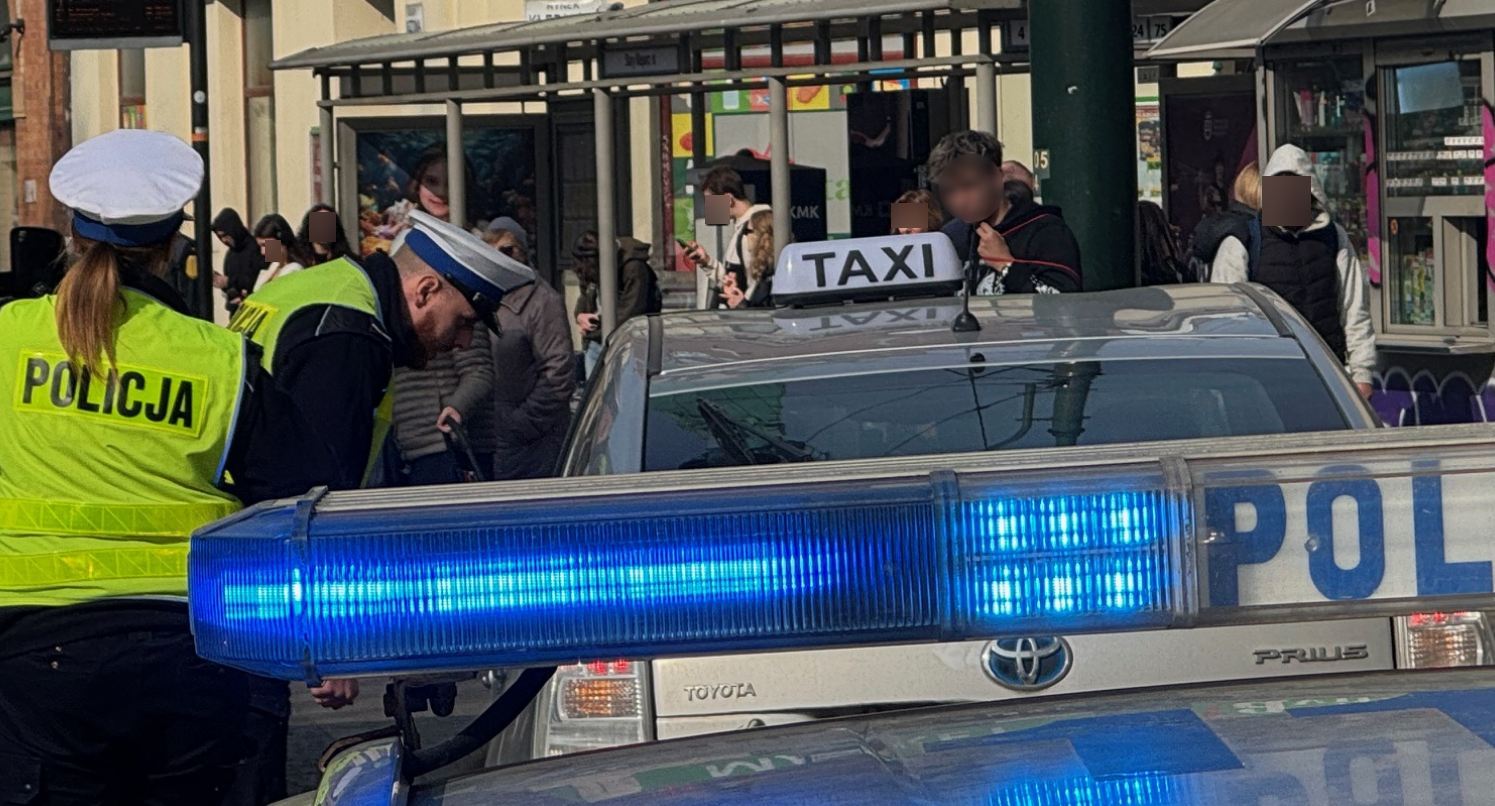 Akcja TAXI w Krakowie. Setki sprawdzonych pojazdów i dziesiątki wykroczeń