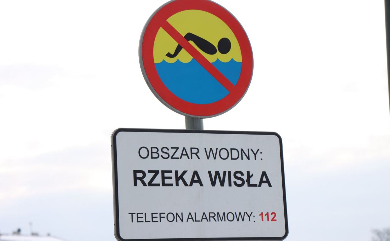 Awaria w oczyszczalni Kujawy. Ścieki o zmienionej barwie trafiły do Wisły