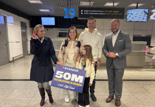 "50 milionowy pasażer na krakowskim lotnisku