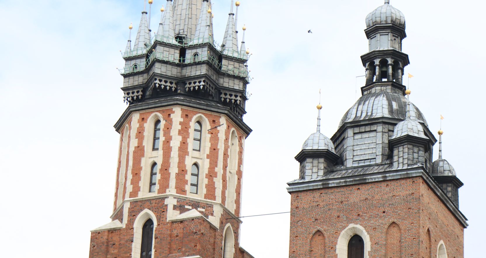 Zmiana na Wieży Mariackiej. Hejnaliści w Krakowie dostaną nowe trąbki