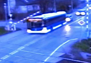 "Przejazd przez przejazd kolejowy"