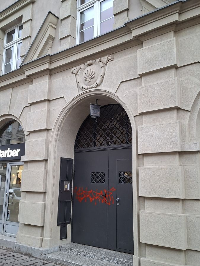 "Zniszczenia zabytków w Krakowie"